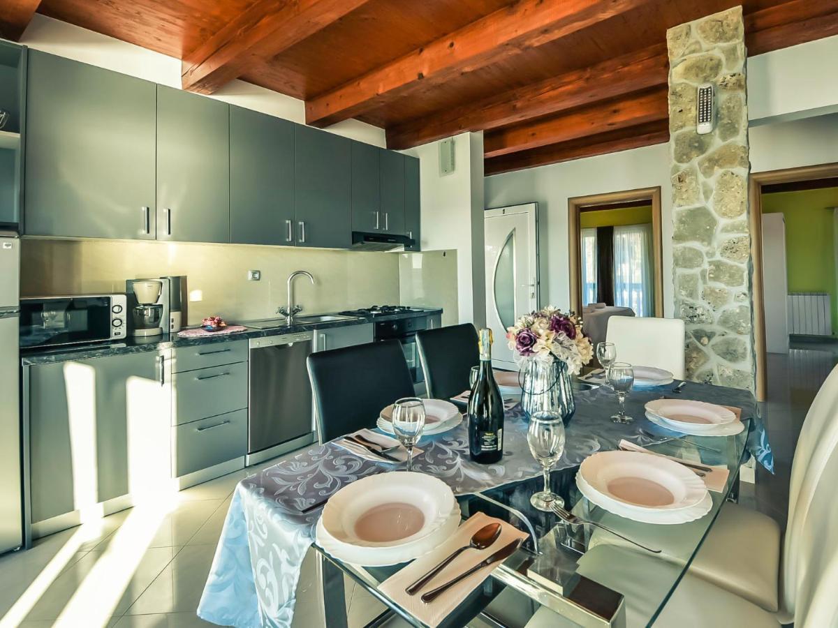 Apartment Skroco By Interhome Maslenica Esterno foto